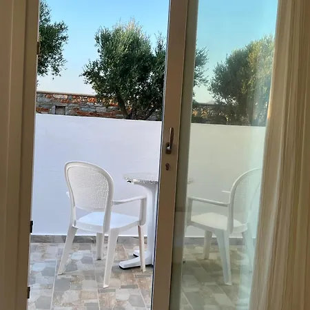 公寓 冲浪者天堂公寓 Naxos City
