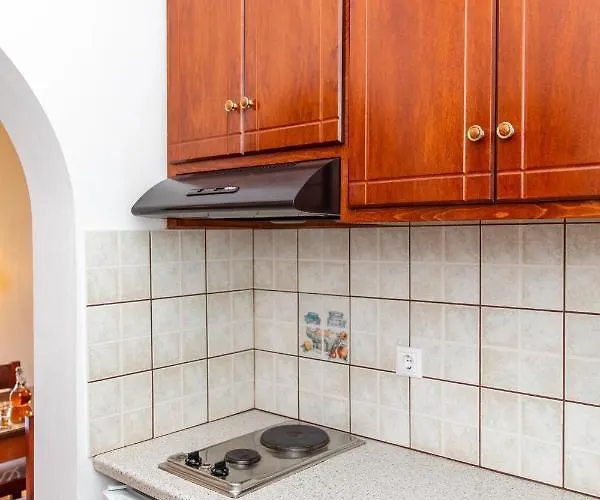 Apartment Surfer Paradise Naxos City